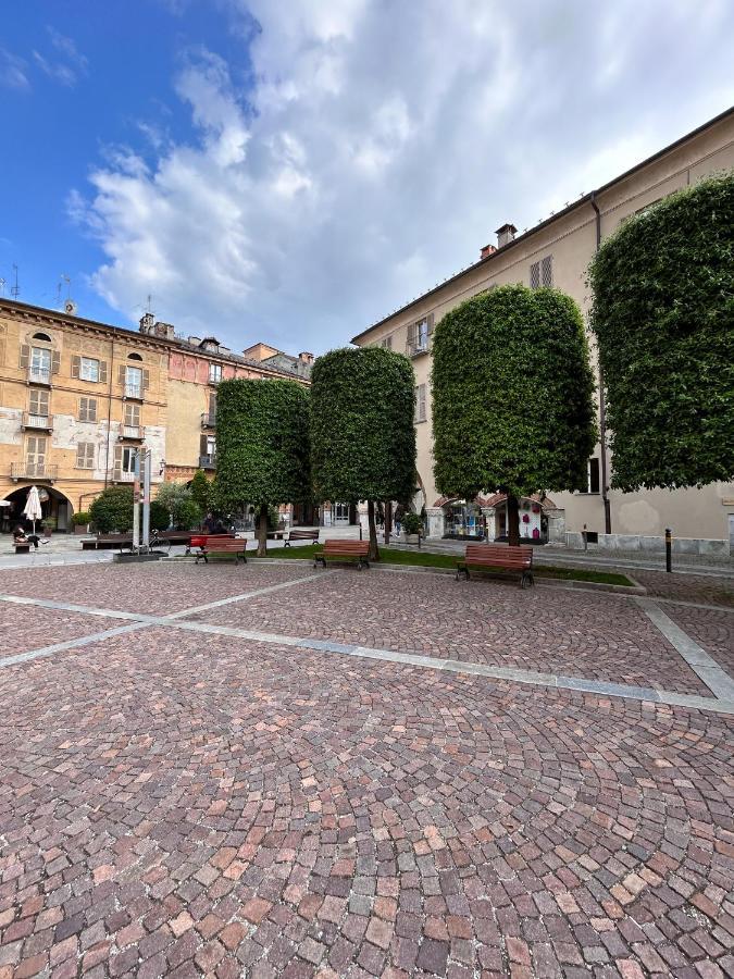 Apartament La Loggia Dei Conti Cuneo Zewnętrze zdjęcie